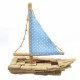 FIGURA BARCO VELERO VELA AZUL MADERA 32X12X36 CM.