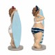 SET 2 FIGURAS MUJERES BAÑISTAS CON TABLA SURF RESINA 8.5X6X16 CM.