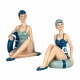 SET 2 FIGURAS MUJERES BAÑISTAS CON FLOTADOR AZUL RESINA 9X13X14 CM.