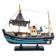 FIGURA BARCO PESQUERO CON RED MADERA 30X8X27 CM.