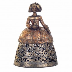 FIGURA MENINA RESINA 18X11.50X24.50 CM.