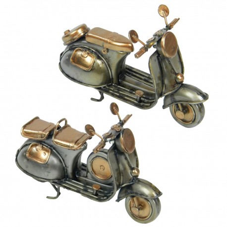 SET 2 FIGURAS MOTOS SCOOTER METAL RETRO 11.50X6X7.50 CM.